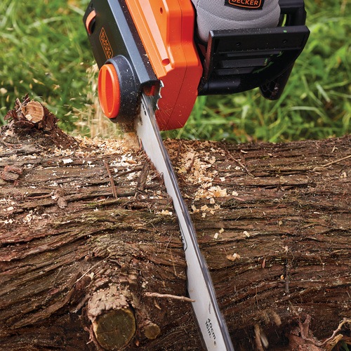 Black And Decker - 12 Amp 16 in Chainsaw - CS1216