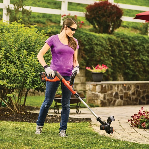40V MAX* Lithium String Trimmer LST140C