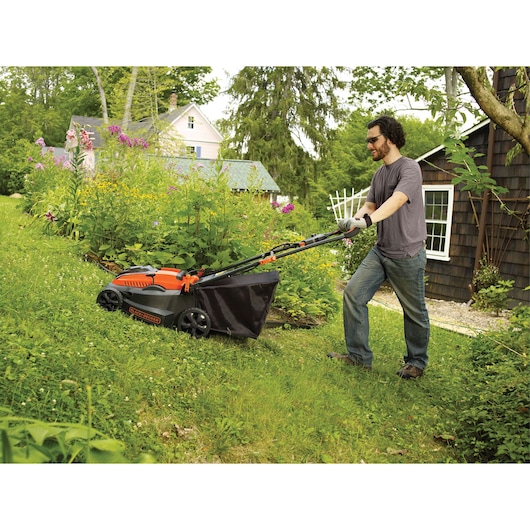 40V MAX* 16 in. Cordless Mower