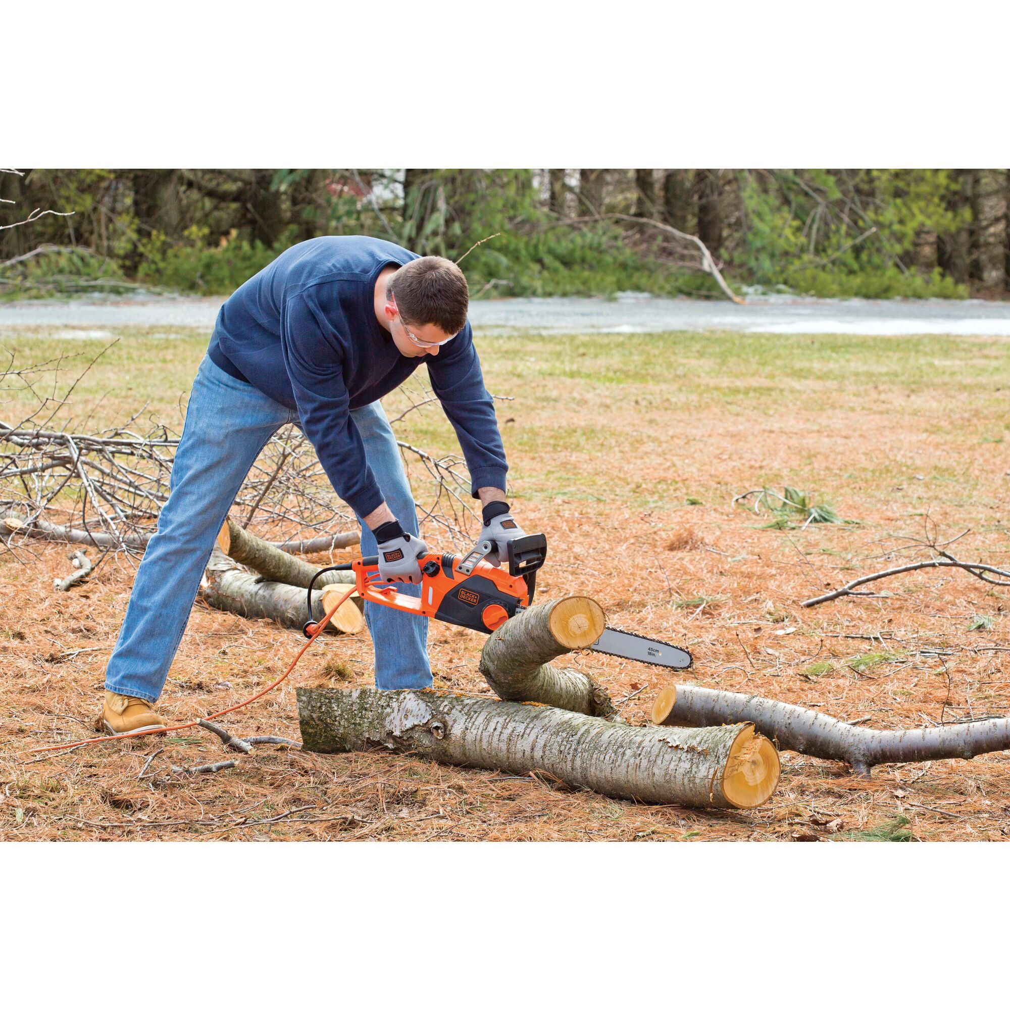 15 Amp 18 inch Chainsaw BLACK DECKER