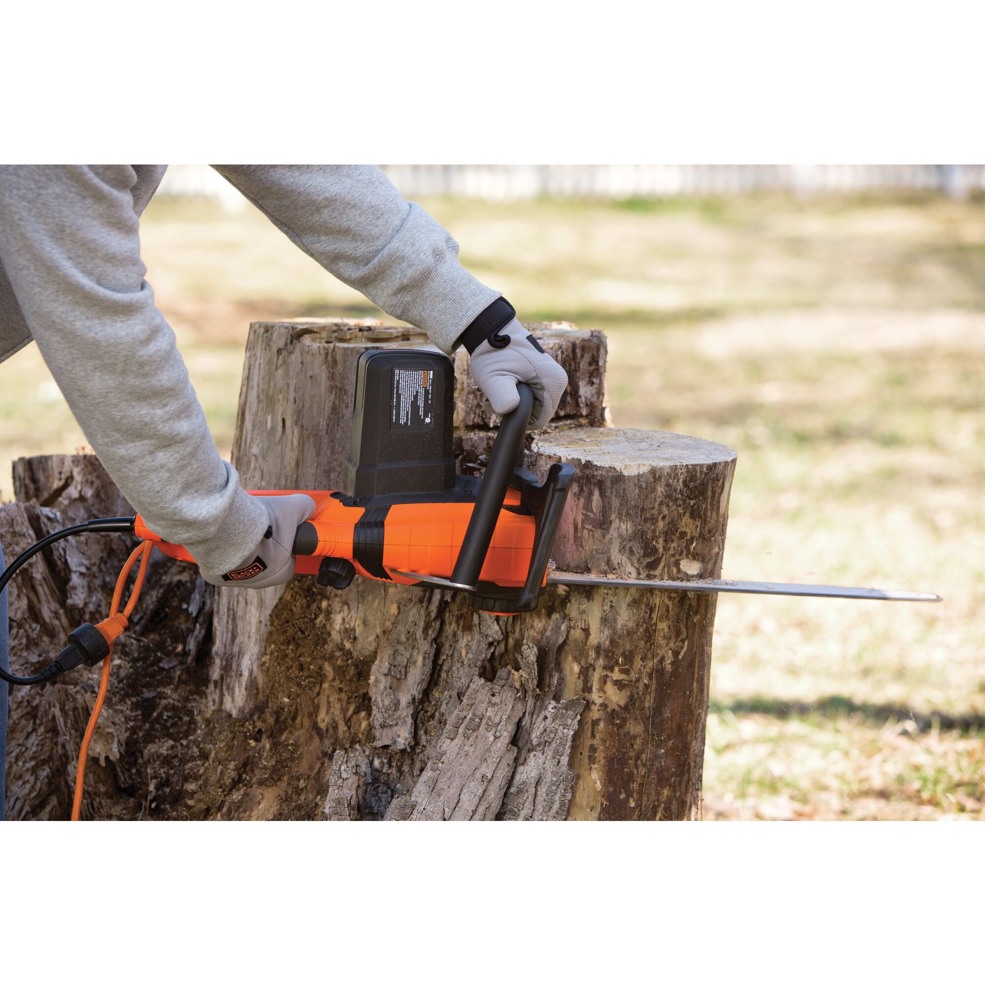 15 Amp 18 inch Chainsaw BLACK DECKER