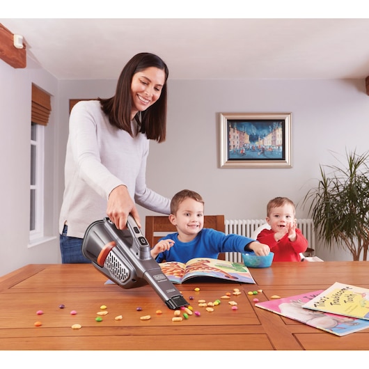 16V MAX* dustbuster® AdvancedClean+™ Hand Vacuum