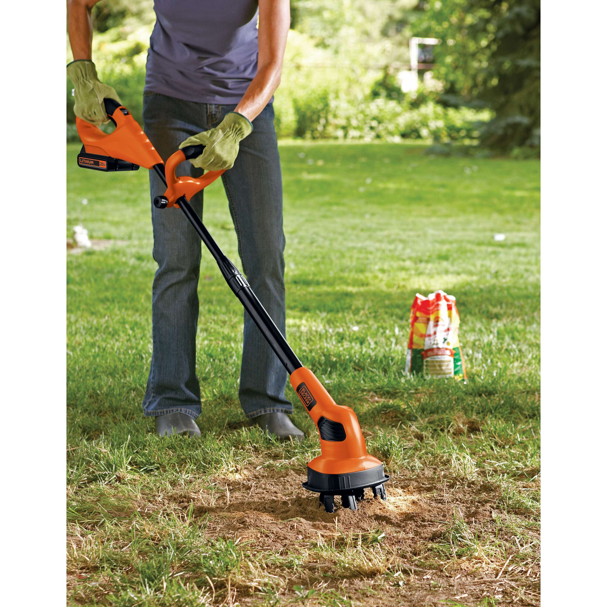 20V MAX* Cordless Garden Cultivator | BLACK+DECKER